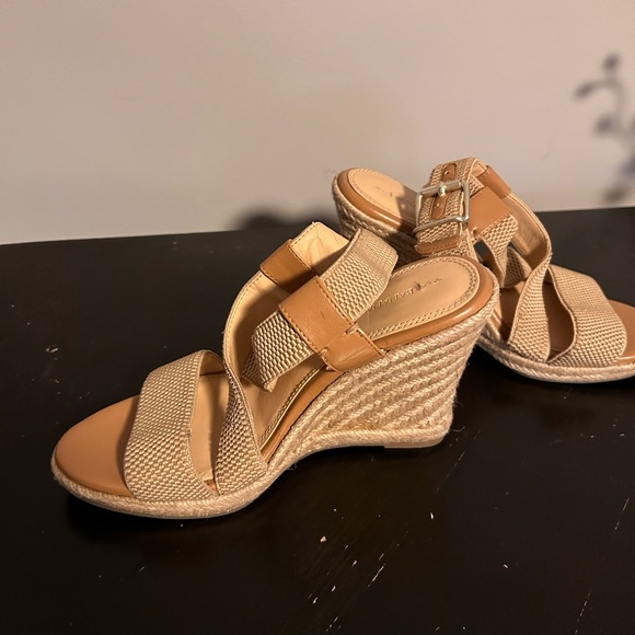 Woman’s sandals - Picture 8 of 14